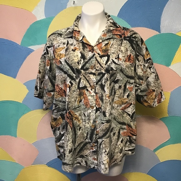 Vintage Casey & Max additions woman short sleeve shirt. - Picture 1 of 5